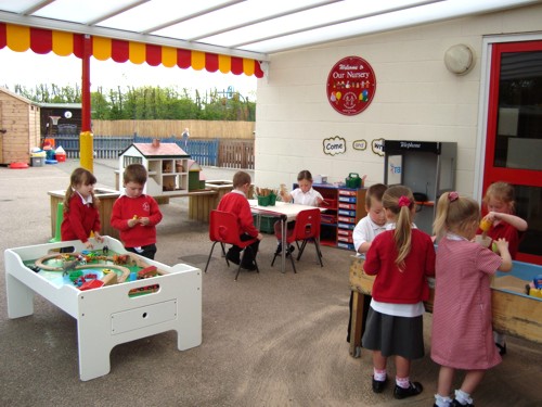 Children of Icknield Infant and Nursery School Enjoy Learning In The Outdoors