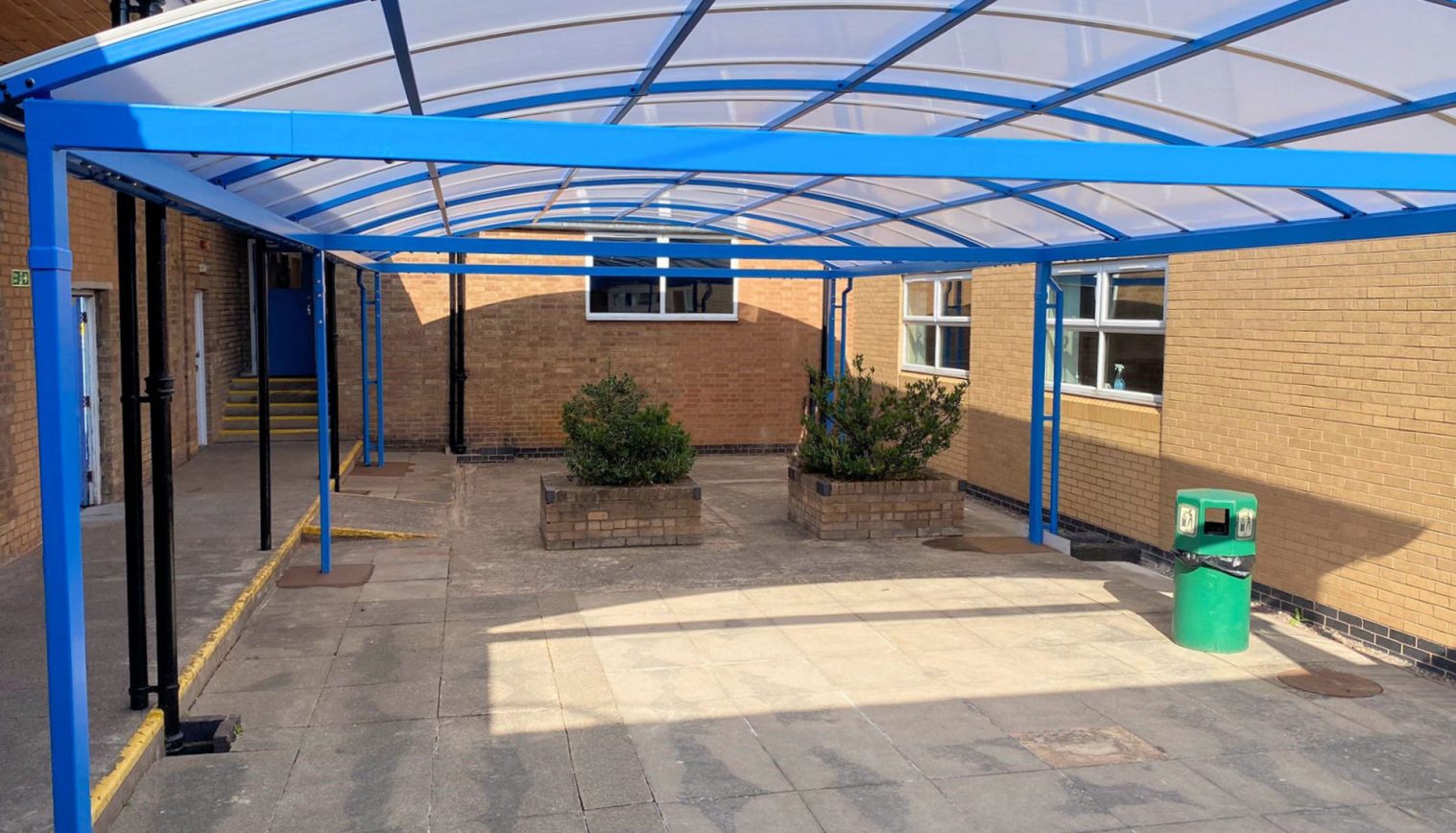 Lyndon School – Free Standing Canopy