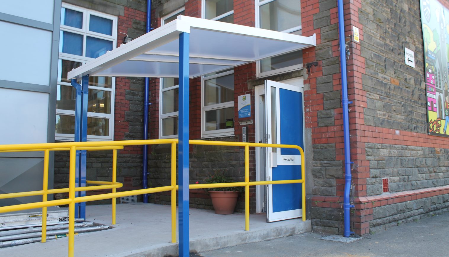 Parc Lewis Primary School