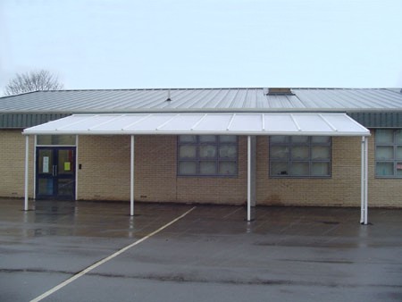 Blakehill Primary School – Wall Mounted Canopy
