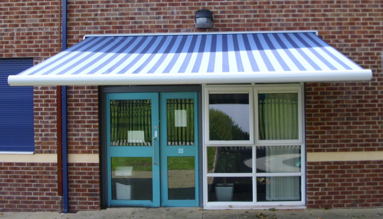 Central Children’s Centre – Awning