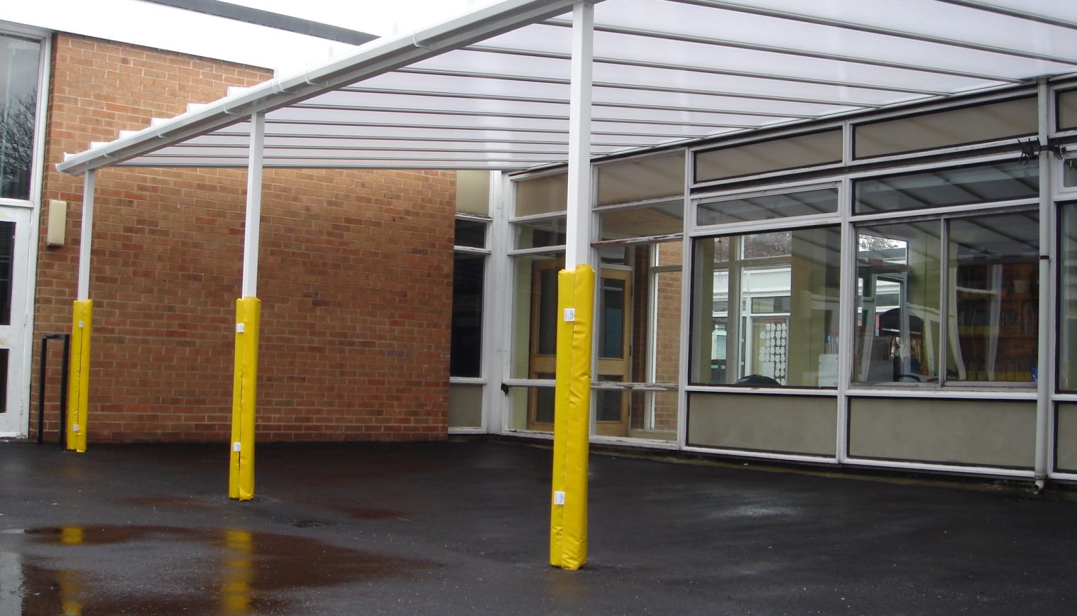 Mellor Community Primary School – Wall Mounted Canopy