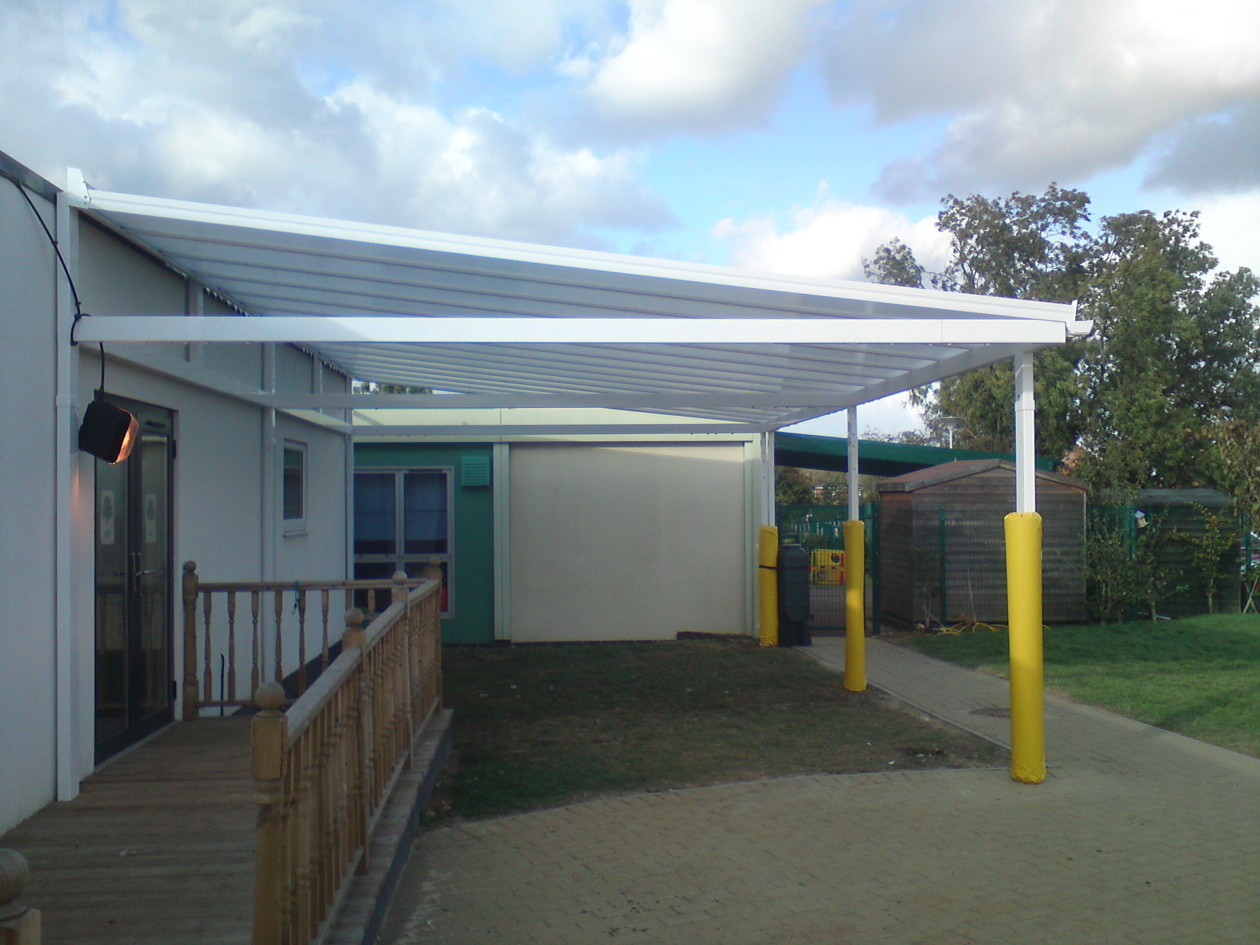 Kingsfield Preschool, Chatteris Free Standing Canopy Able Canopies
