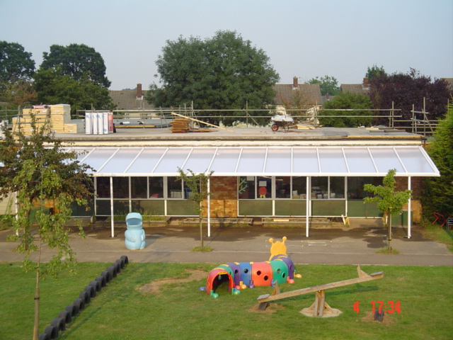 Purford Green Infants School – Wall Mounted Canopy