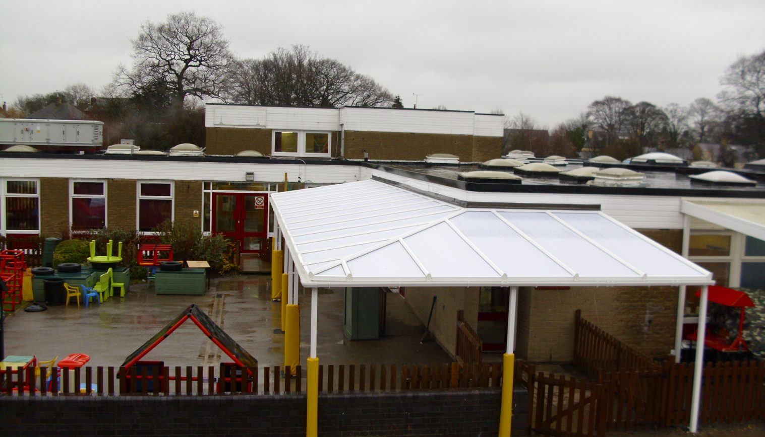 Primrose Lane Primary School – Wall Mounted Canopy-2nd Installation