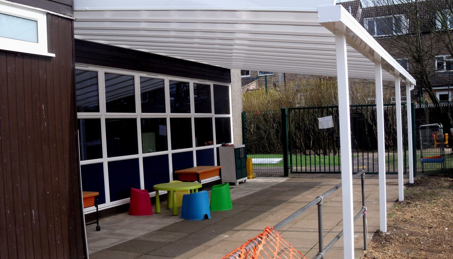 George Street Primary School – 2nd Wall Mounted Canopy