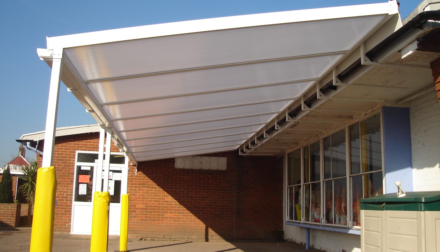Grove Park Primary School – 2nd Wall mounted canopy