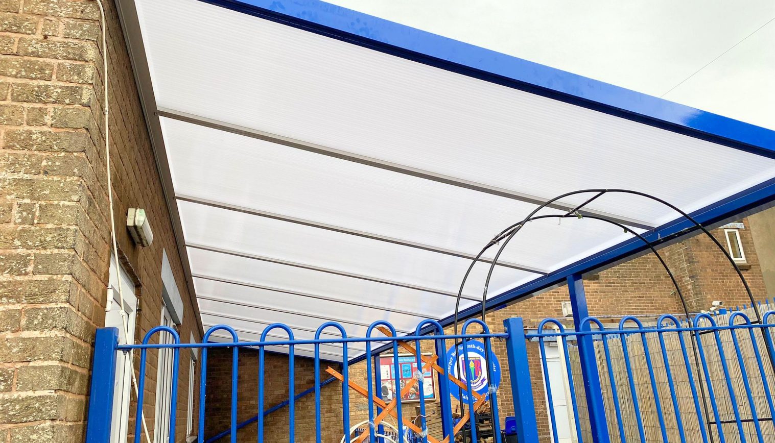 Harper Bells School – Wall Mounted Canopy