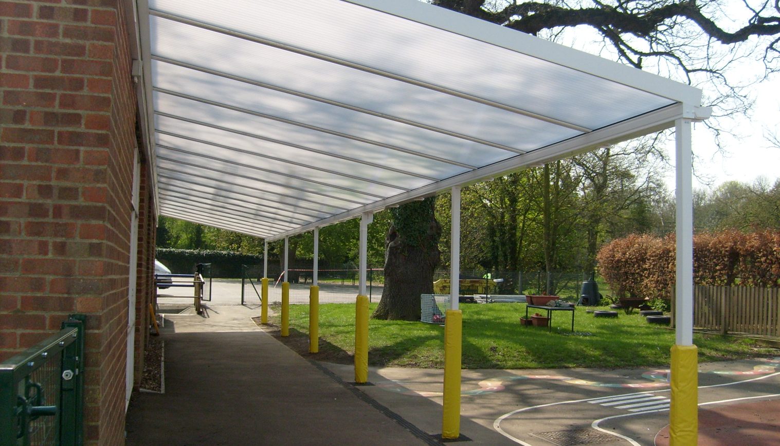 More Park RC Primary School – Wall Mounted Canopy