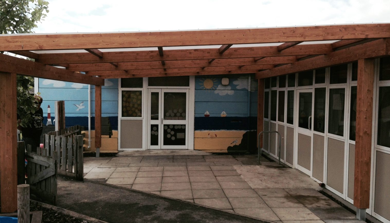 Northfields Infants’ & Nursery School – 2nd Tarnhow Mono Free Standing Canopy