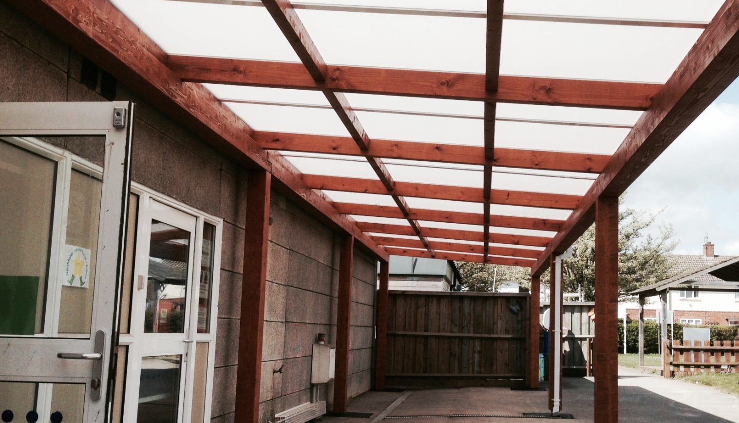 Northfields Infants’ & Nursery School – 1st Tarnhow Mono Free Standing Canopy