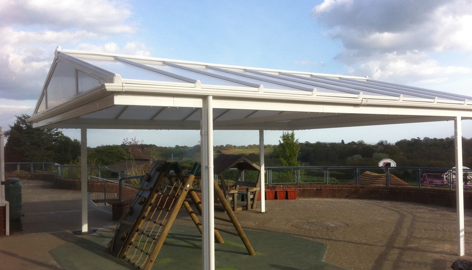 Newick C of E Primary School – Free Standing Canopy