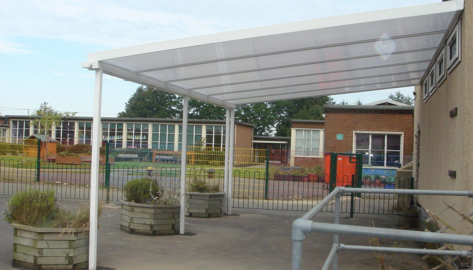 Penhill Primary School – Wall Mounted Canopy