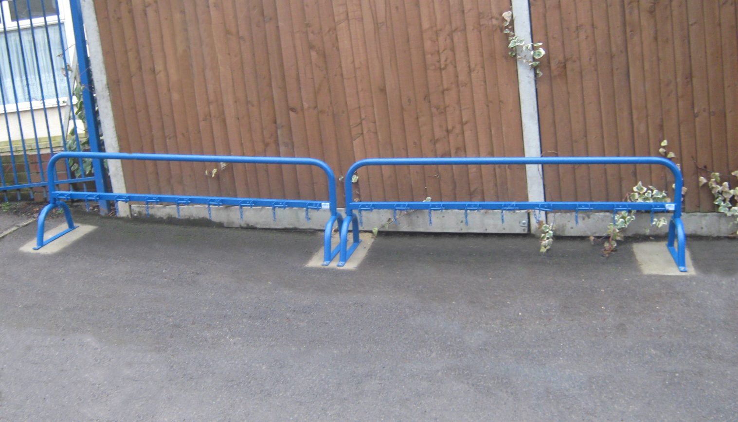 Rayleigh Primary School – Scooter Racks