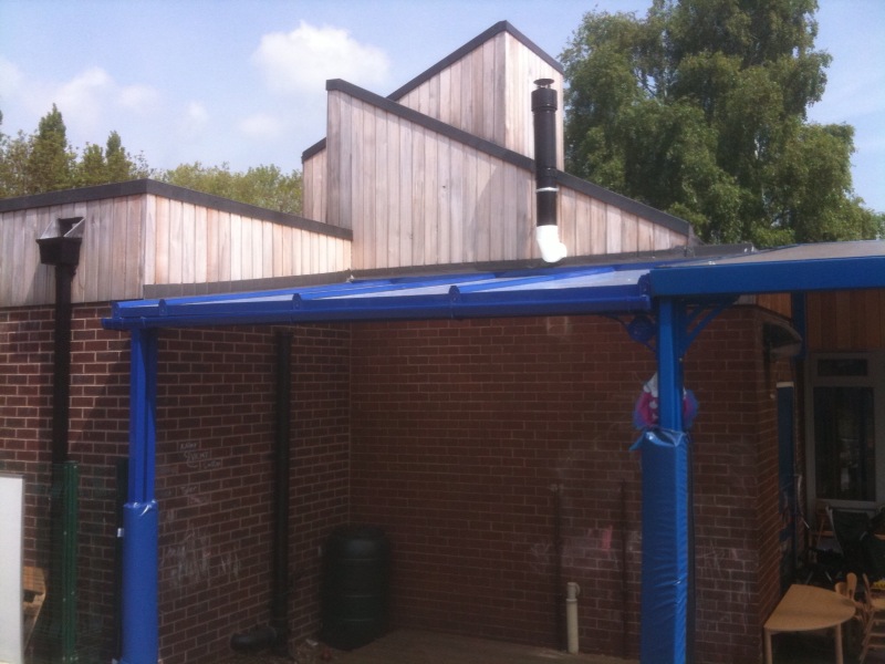 Redscope Primary School – Wall Mounted Canopy