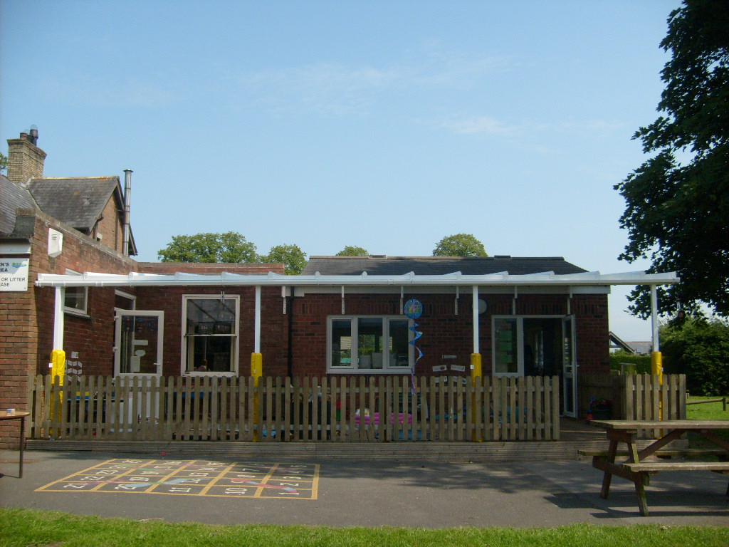 Irthington Village School – Wall Mounted Canopy