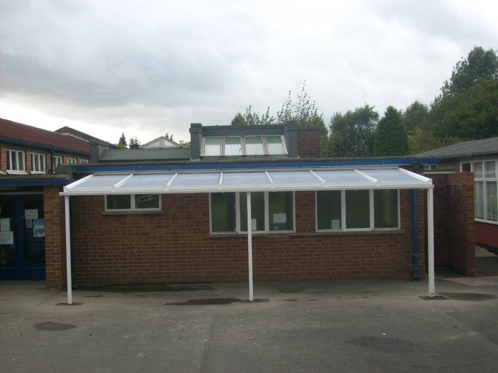 Thorn Grove Primary School – Wall Mounted Canopy