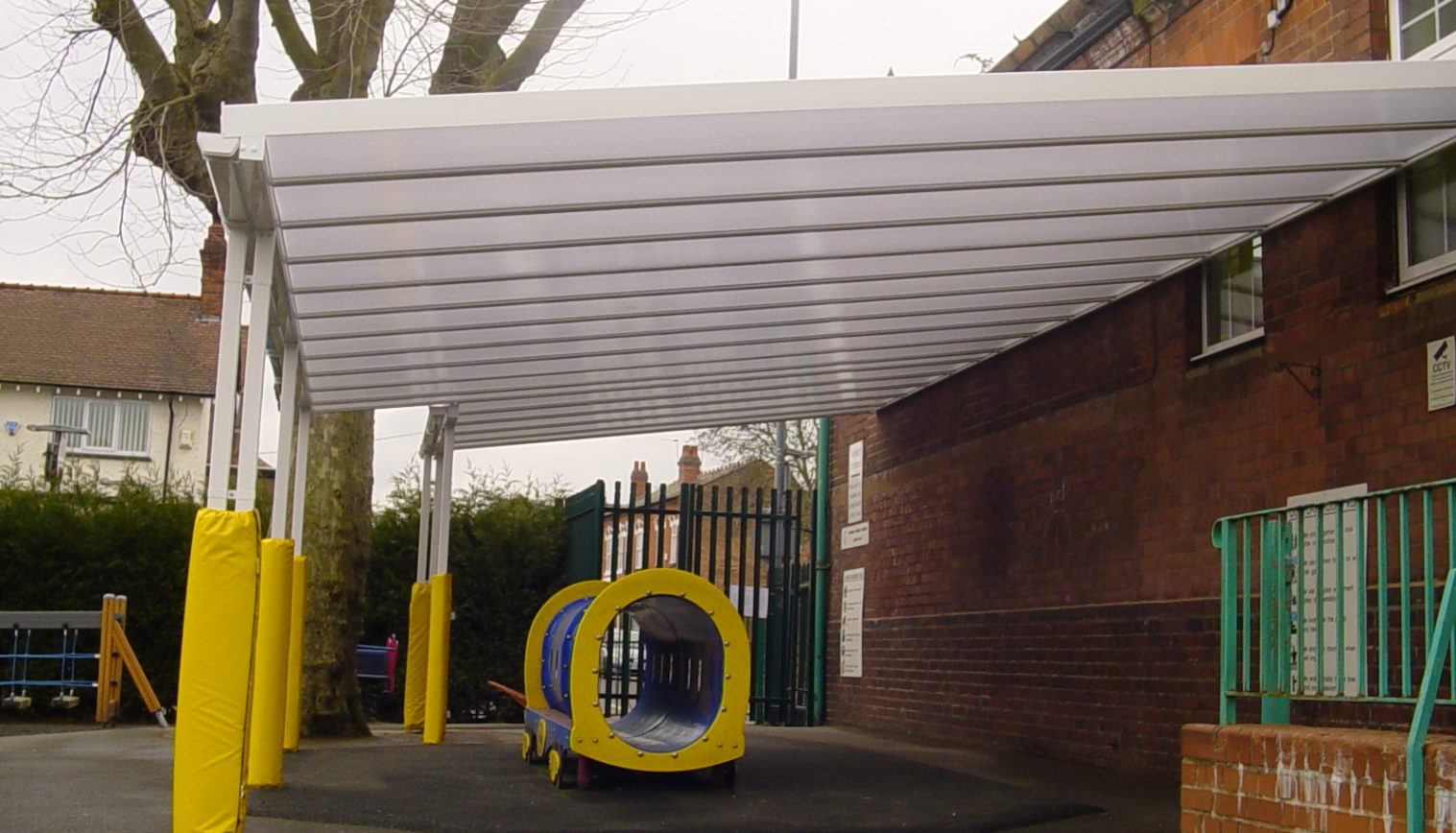 Springfield Primary School – Wall Mounted Canopy