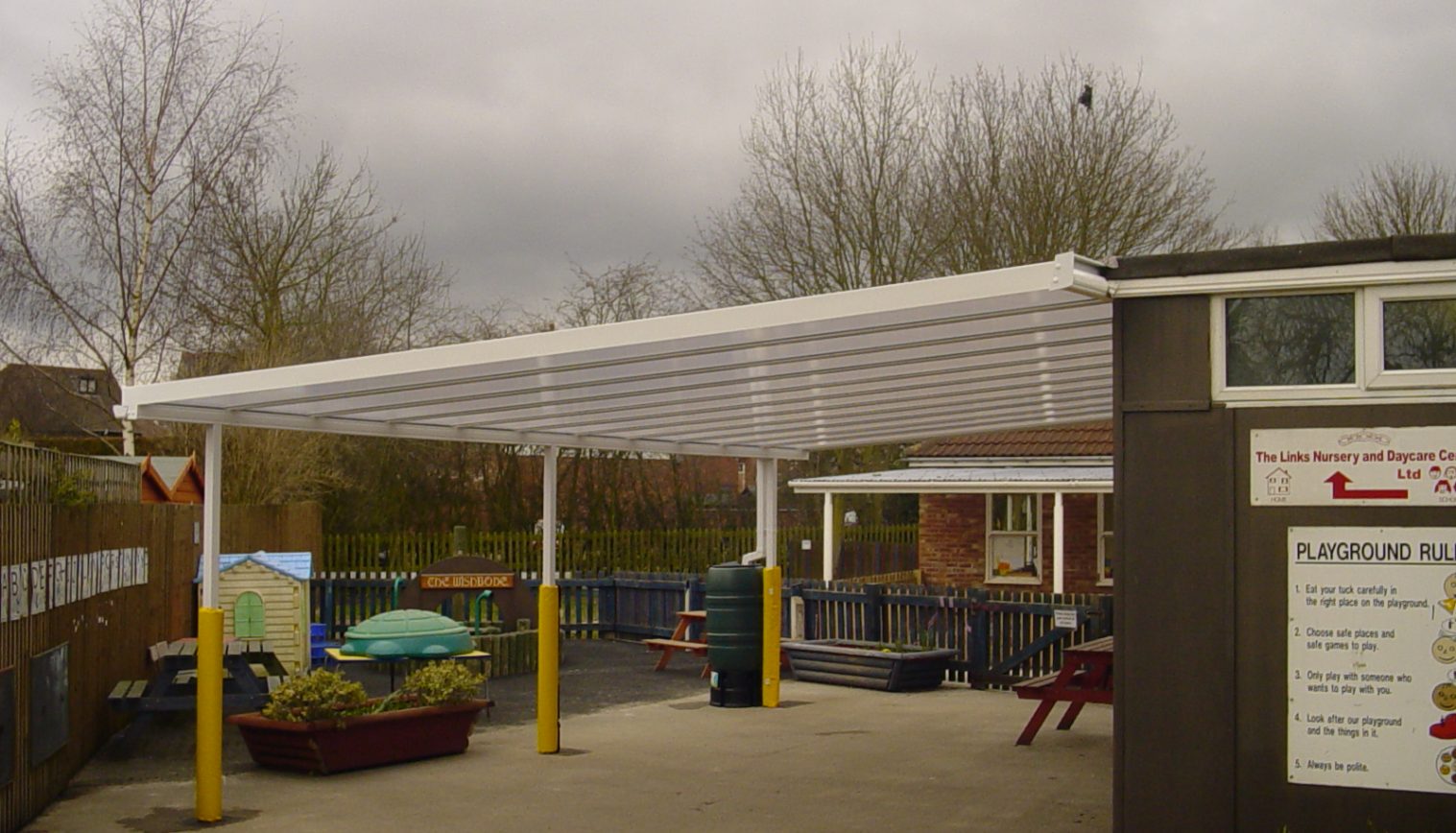 The Links Daycare Centre – Wall Mounted Canopy