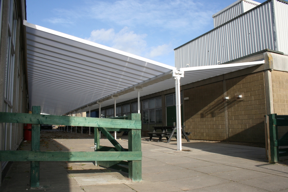 The Harwich School & Language College – Wall mounted Canopy