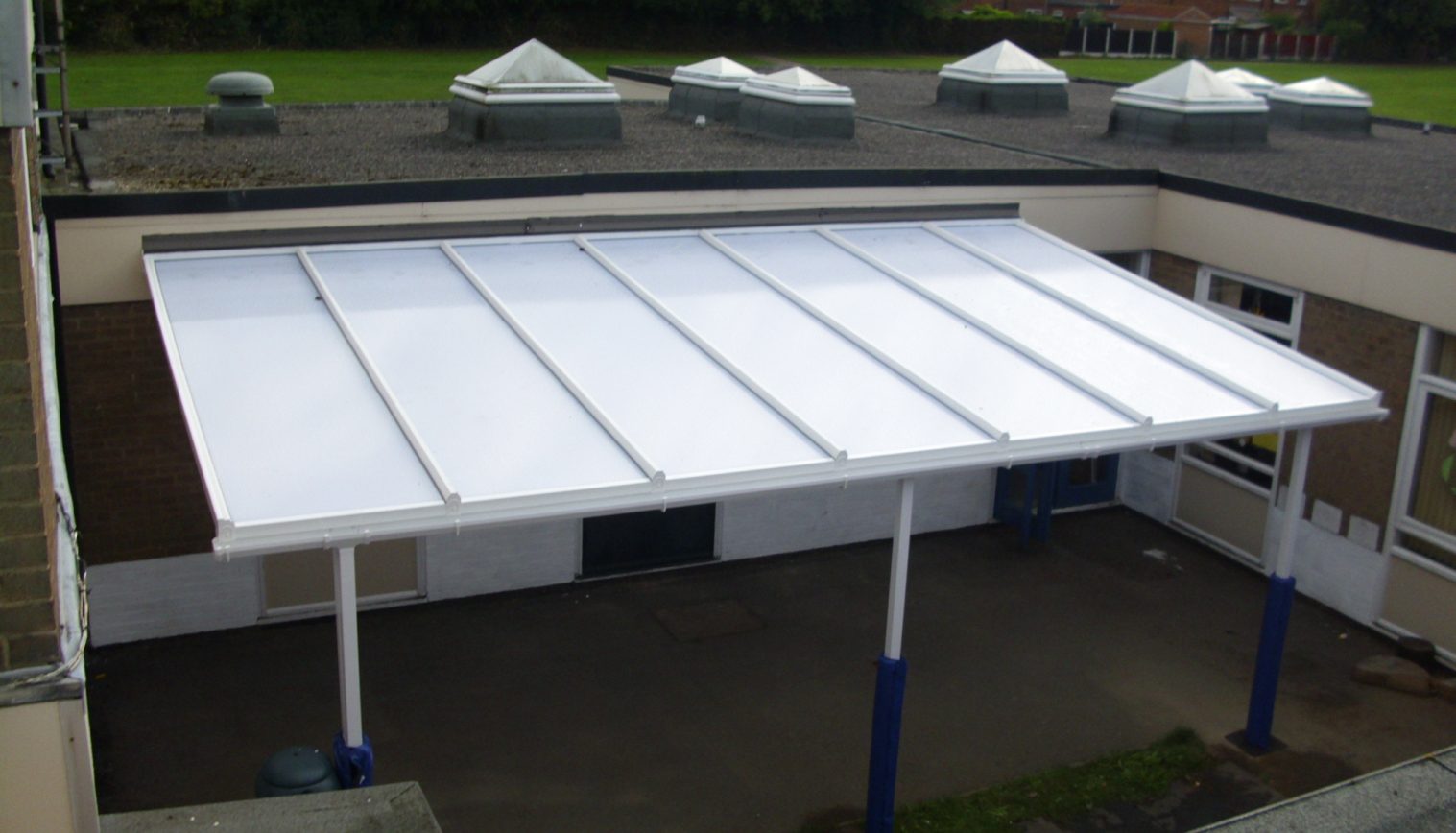 Tickhill St Mary’s CE Primary School – Wall Mounted Canopy