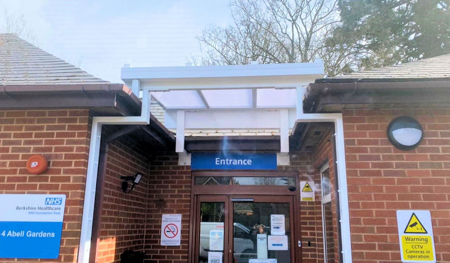 Abell Gardens – Entrance Canopy