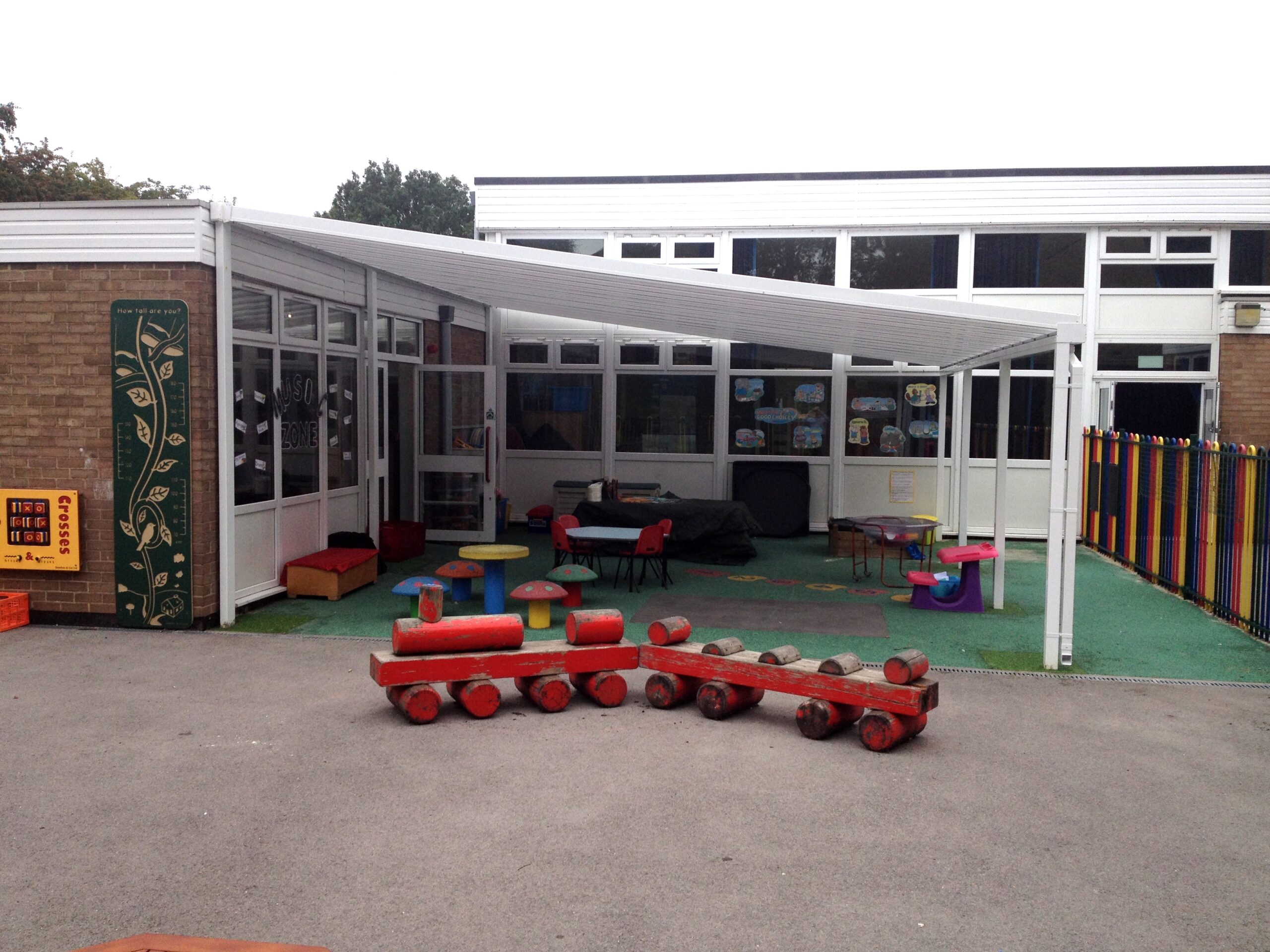 Ashcroft Infant & Nursery School, Tamworth Wall Mounted Canopy Able