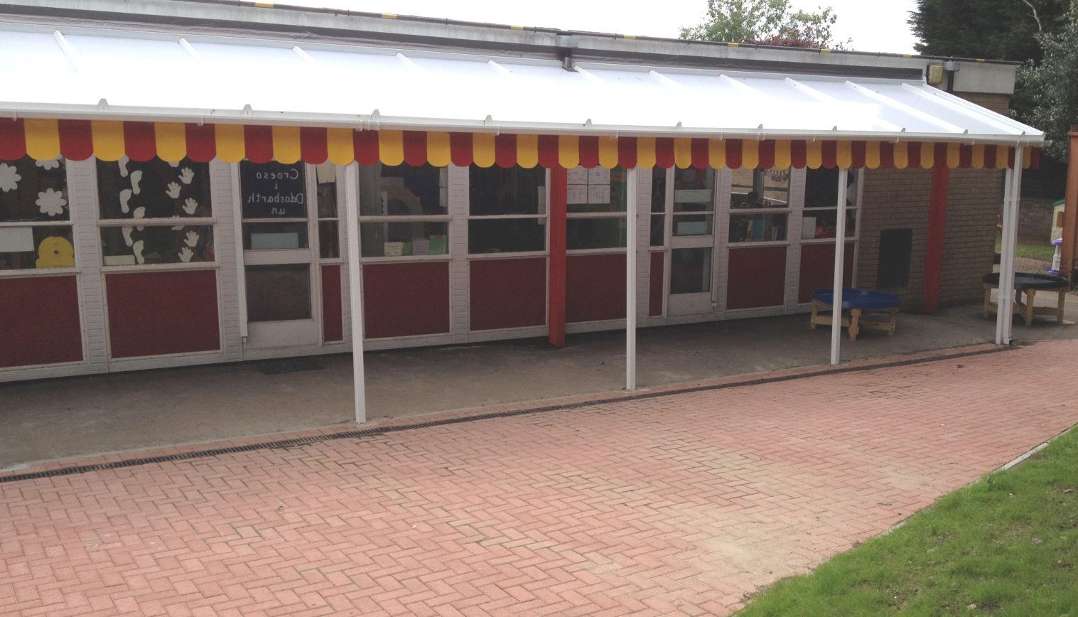 Bryncoch Church in Wales Primary School – Wall Mounted Canopy