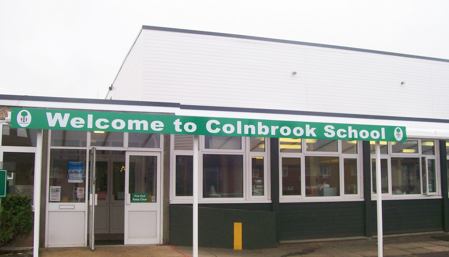 Colnbrook School
