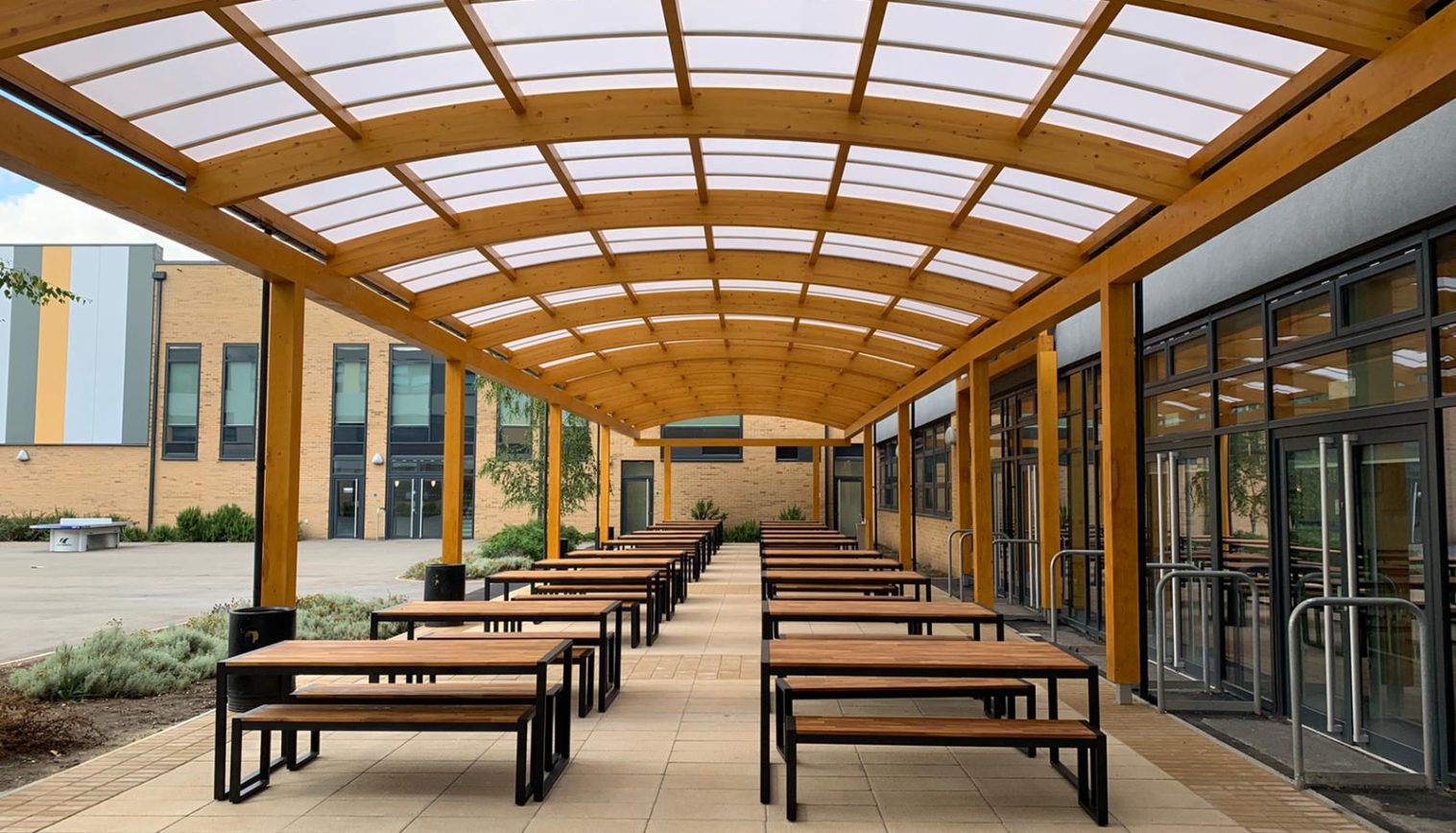 Eastbrook Primary School – Free Standing Timber Canopy