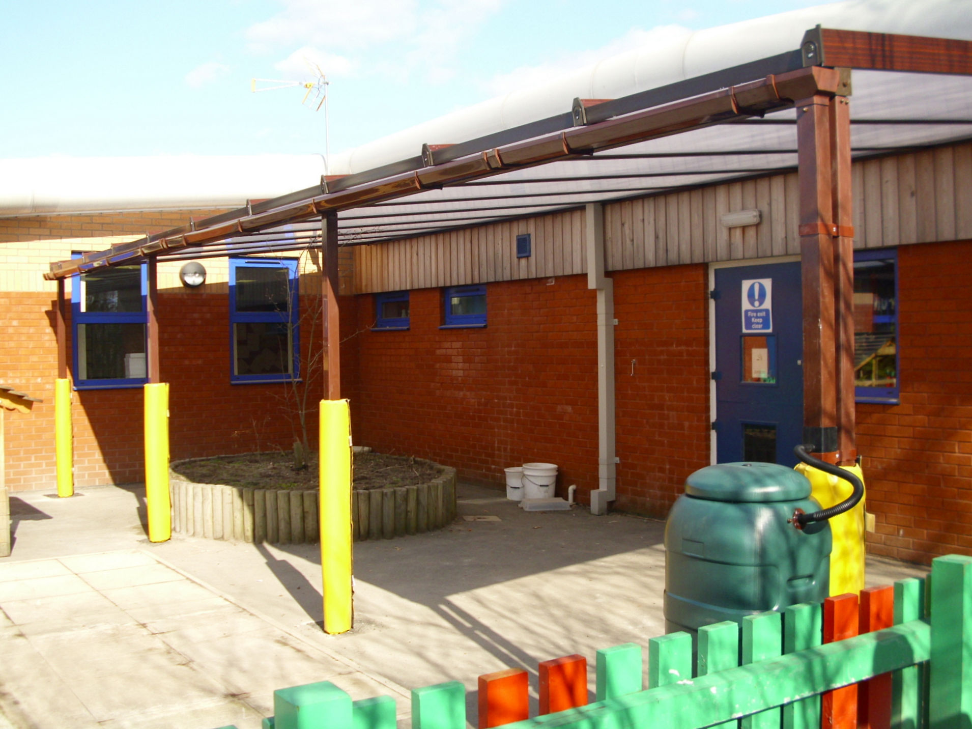 Fairway Primary School Wall Mounted Canopy Able Canopies