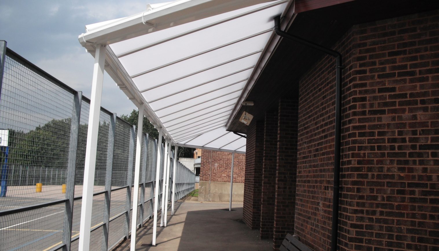 Mill Hill County High School – Wall Mounted canopy