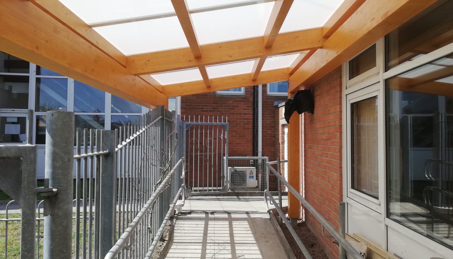 Flying Start Family Centre – Timber Canopy