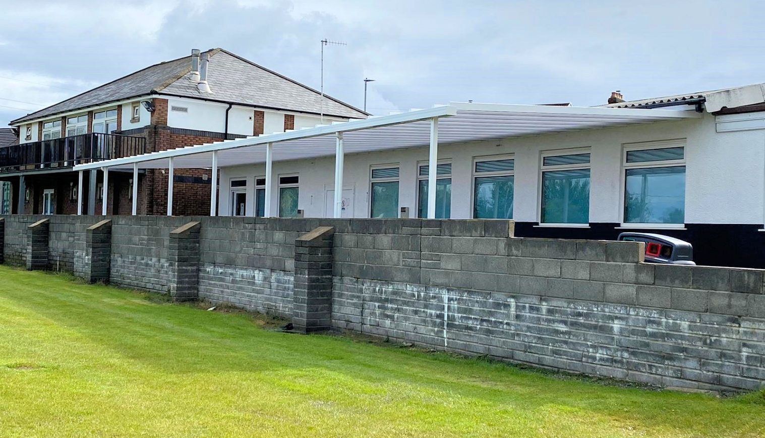 Gowerton Rugby Football Club – Wall Mounted Canopy