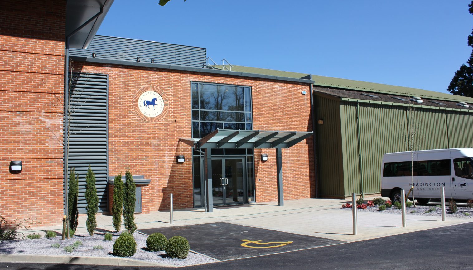 Strength and Precision: The Role of Metalwork in Modern Construction