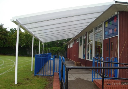 Hollyfield Primary School – Wall Mounted Canopy