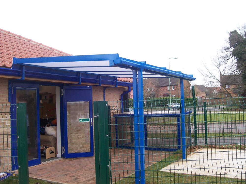 Jigsaw Children’s Centre – Wall Mounted Canopy