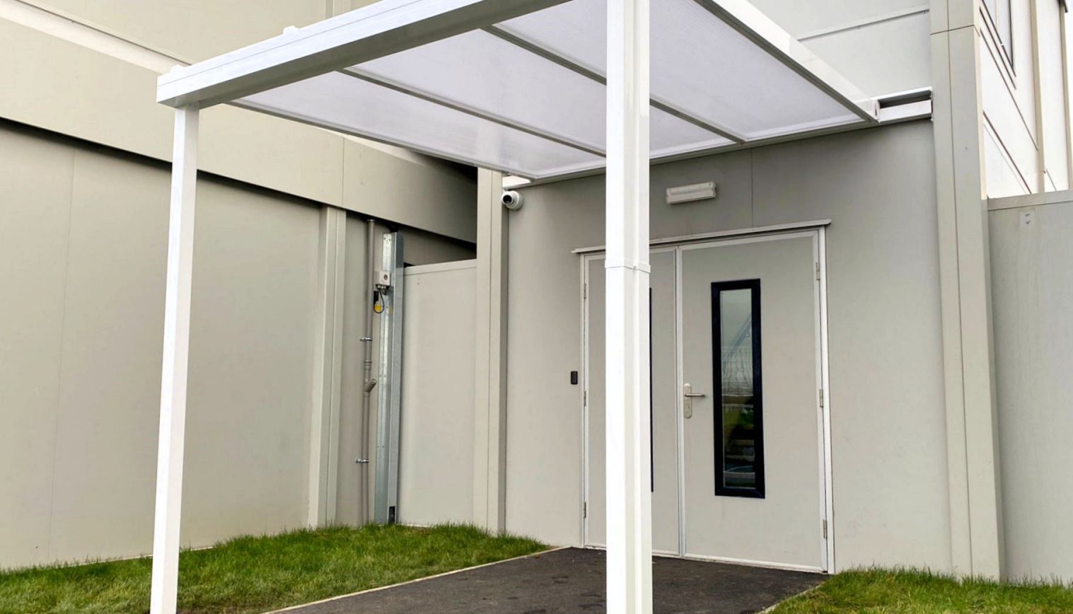 Laurence Calvert – Coniston Wall Mounted Canopy