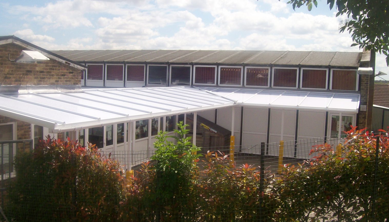Lessness Health Primary School – Wall Mounted Canopy
