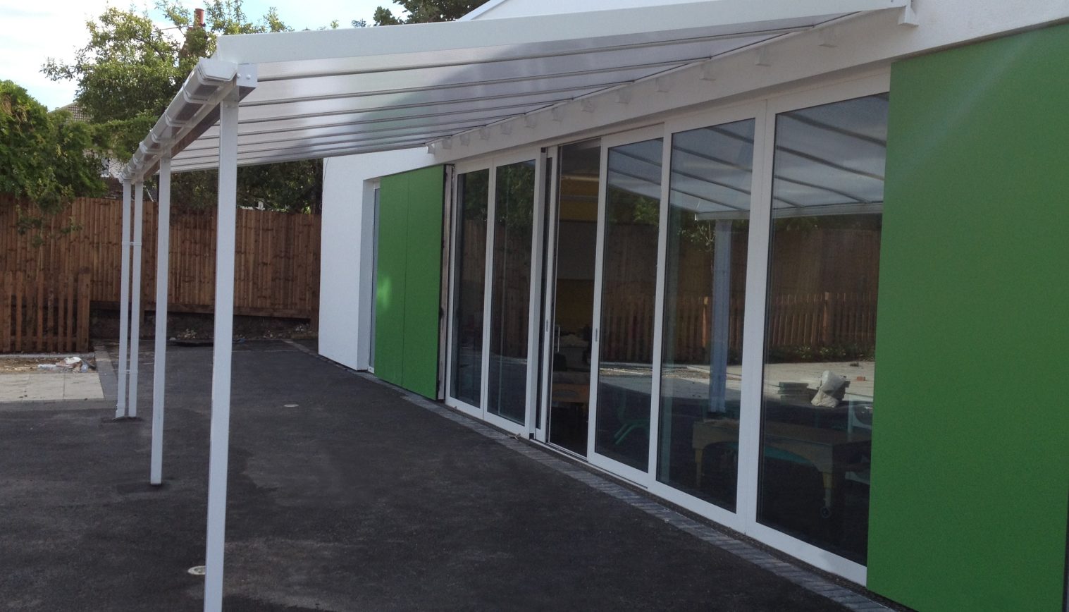 Liberty Primary School – Wall Mounted Canopy