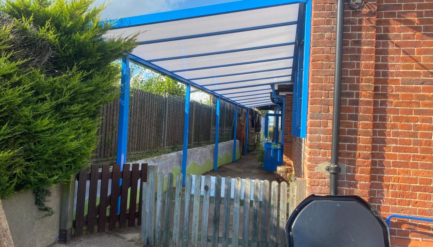 Marsham Primary School – Free Standing Canopy