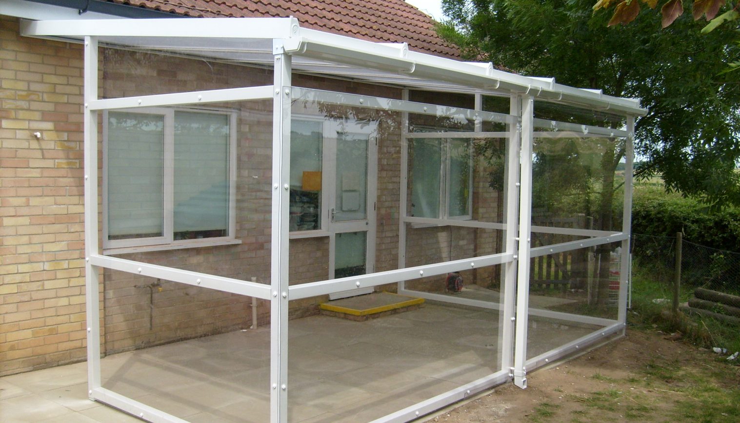 Moulton First School – Wall Mounted Canopy