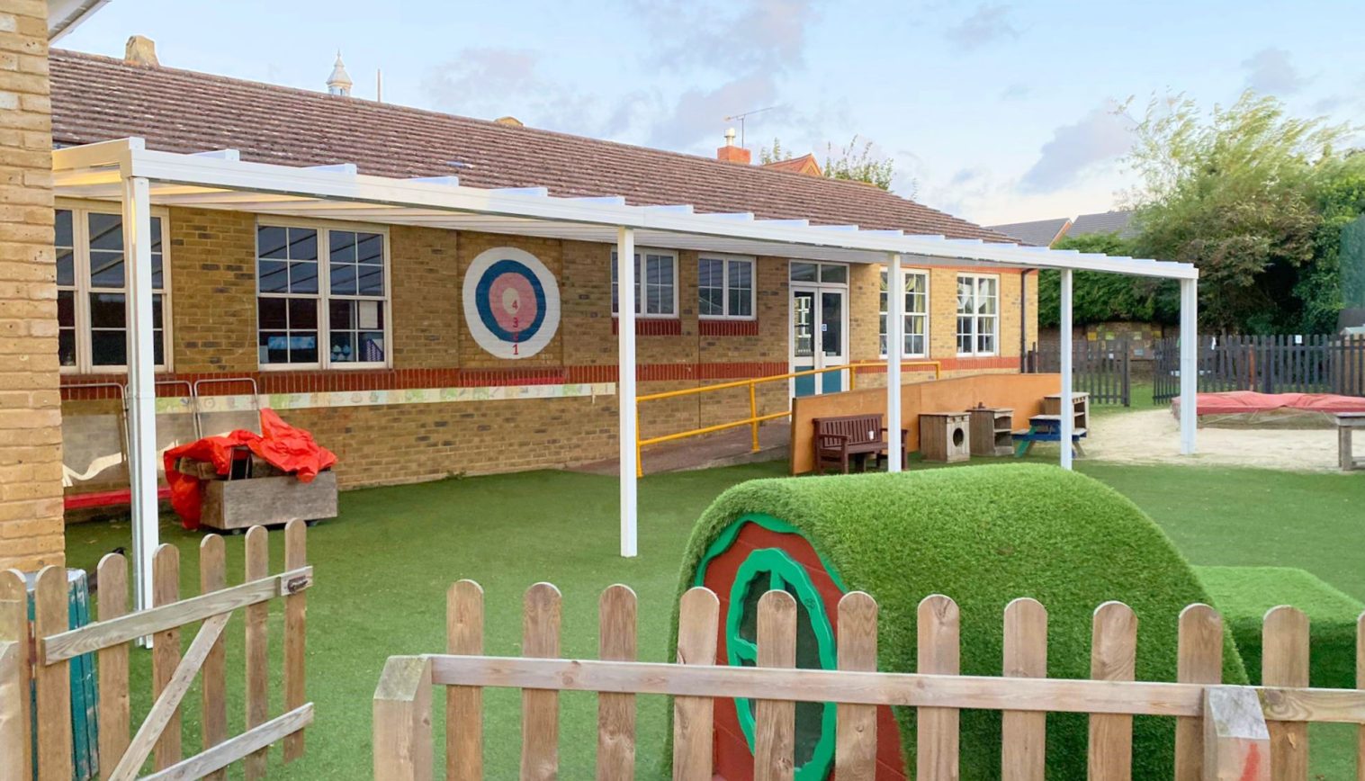 Napier Primary & Nursery Academy – Wall Mounted Canopy