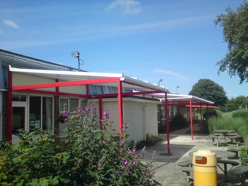 Newington Community Primary School – Free Standing canopies