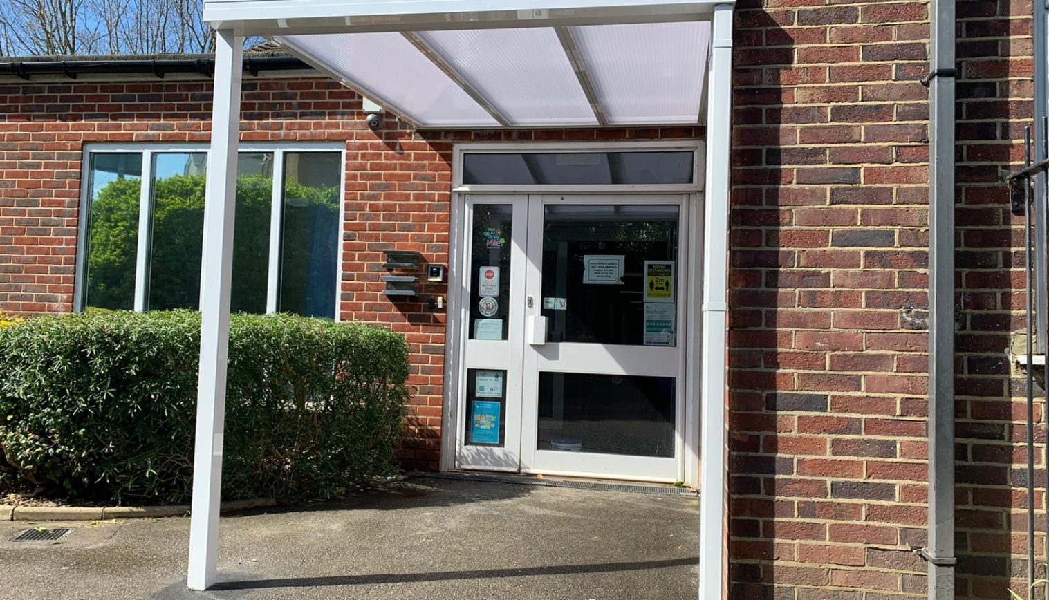 North Borough Junior School – Wall Mounted Canopy