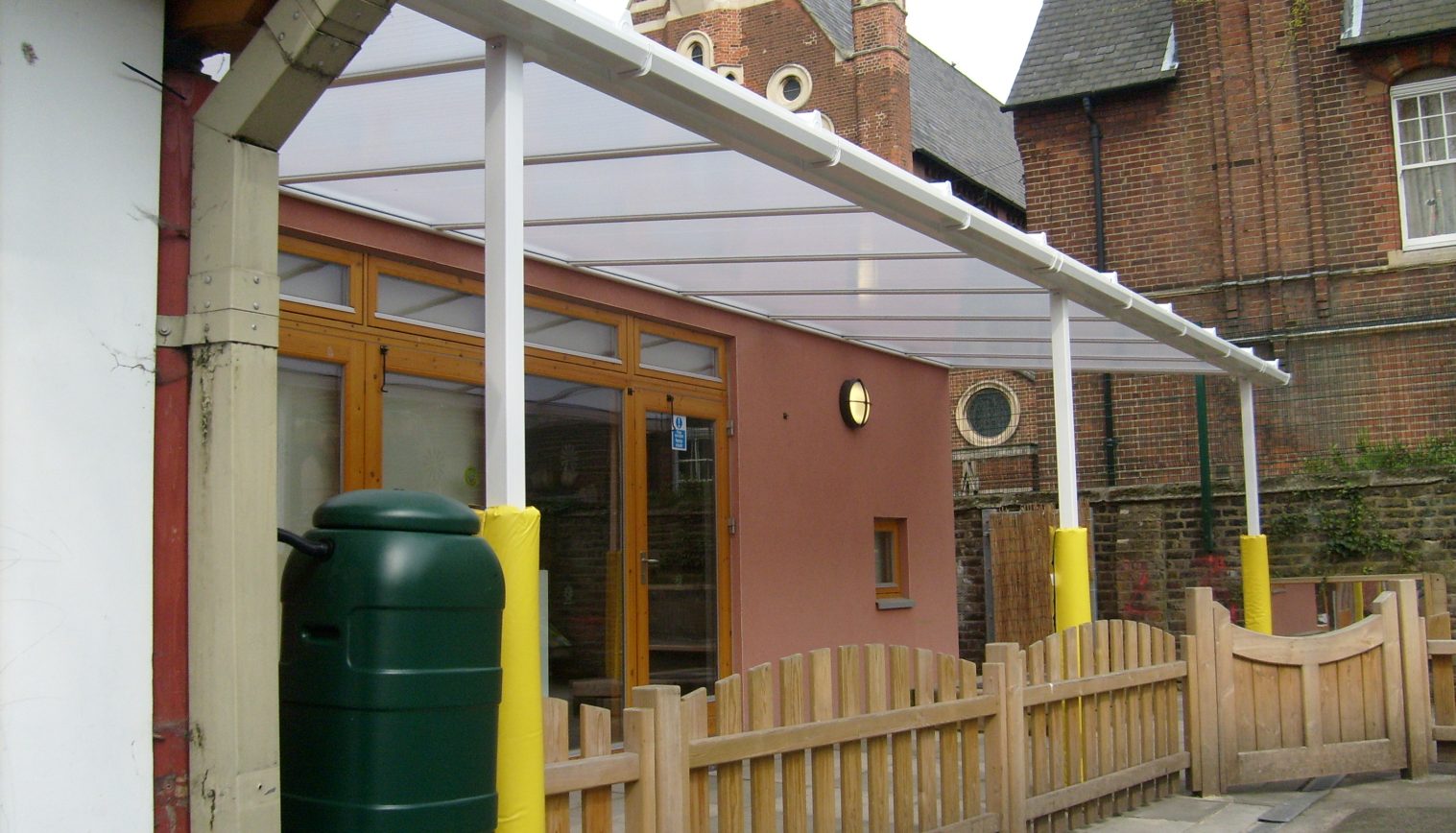 Pembury House Nursery School – Wall Mounted Canopy