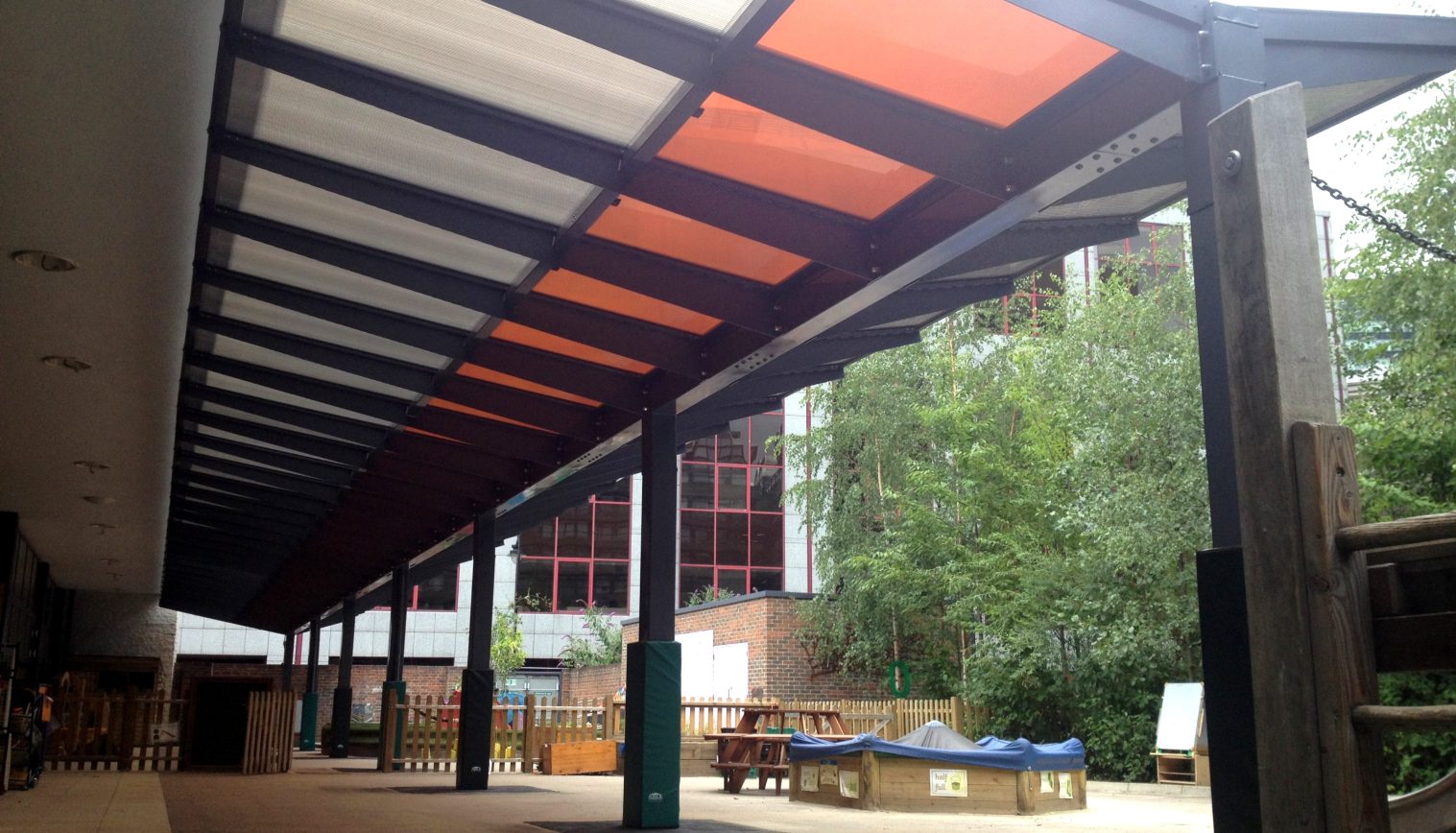Prior Weston Primary School – Free Standing Canopy