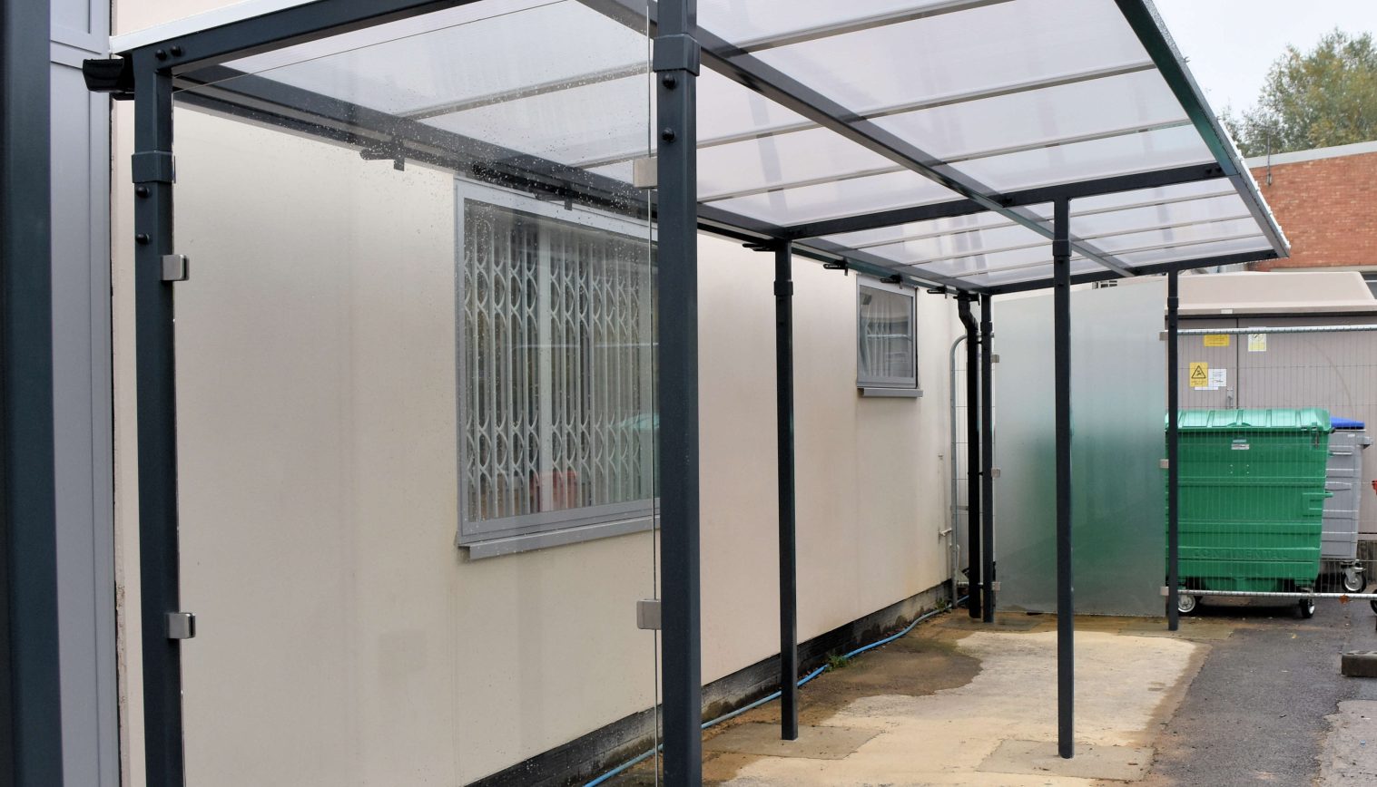 Ainsley Freestanding Glass Canopy