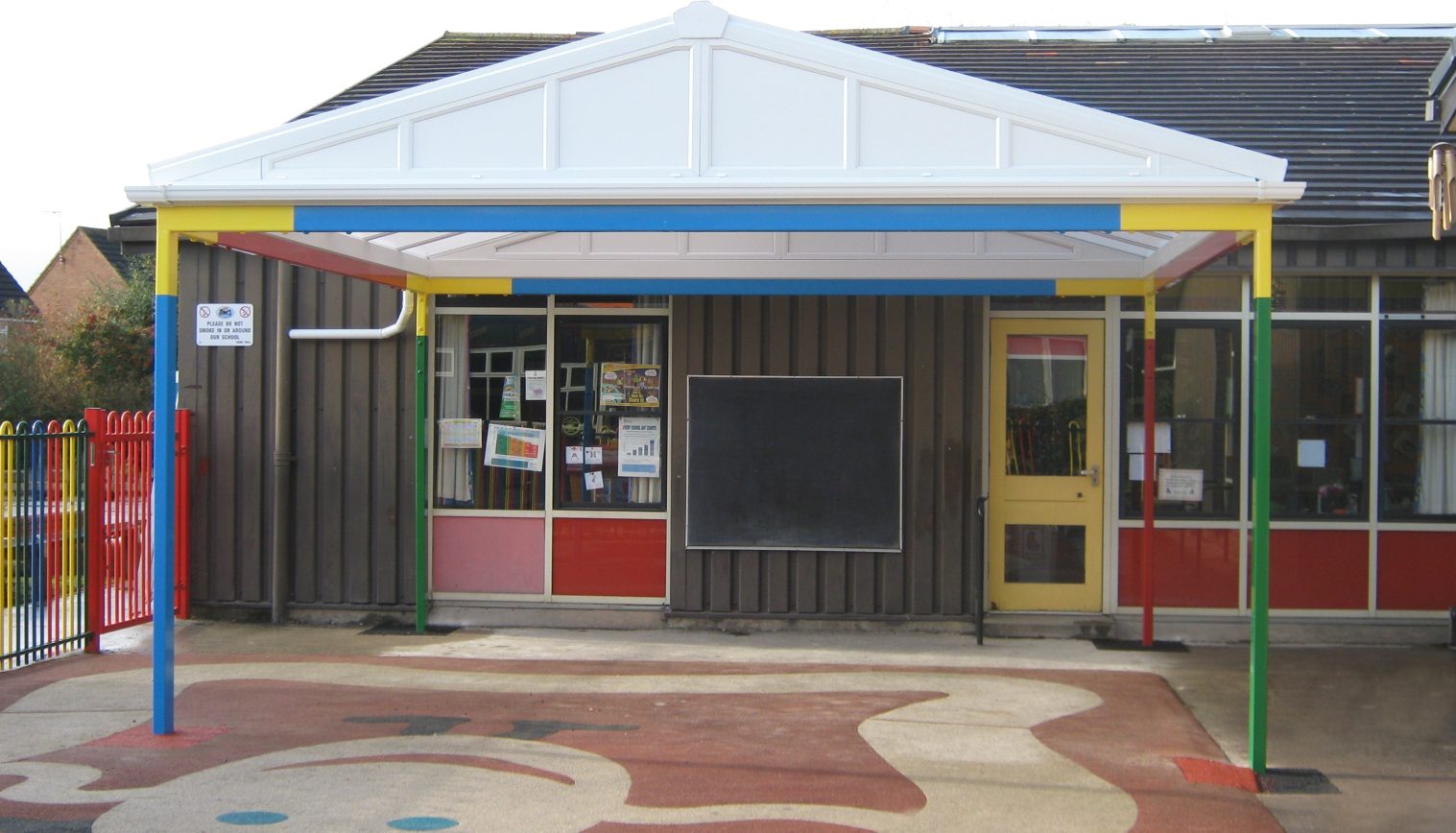 Ripley Infant School – Free Standing Canopy