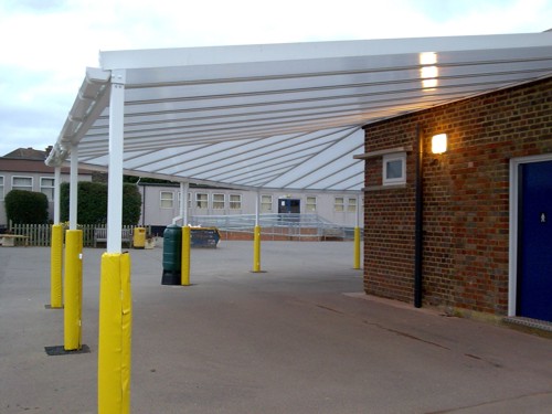Roxbourne Middle School – Wall Mounted Canopy